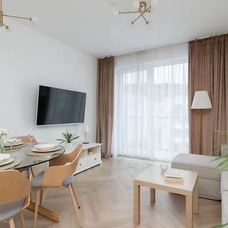 Nasypowa With Parking By Renters Appartamento