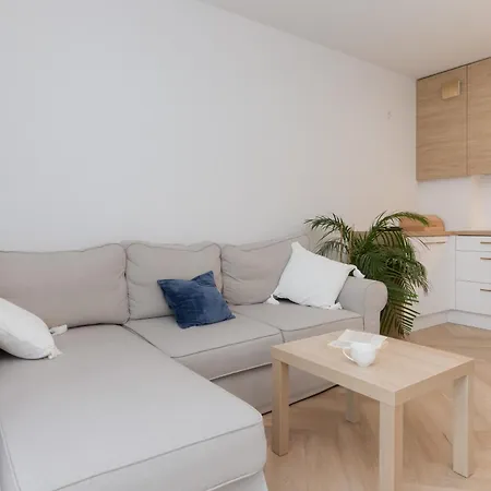 Nasypowa With Parking By Renters Gdynia