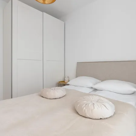 Nasypowa With Parking By Renters Appartamento