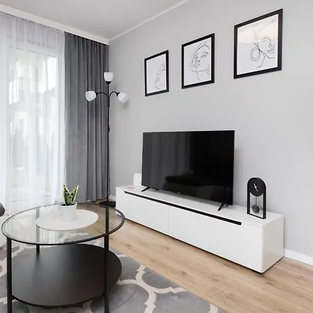 Nasypowa With Parking By Renters Appartement Gdynia