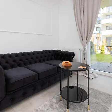 Nasypowa With Parking By Renters Lejlighed