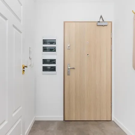 Nasypowa With Parking By Renters Appartamento Gdynia