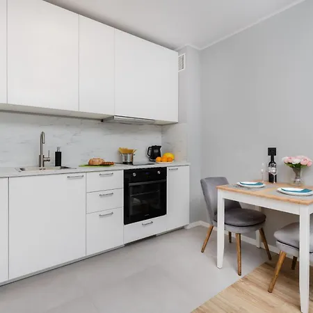 Nasypowa With Parking By Renters