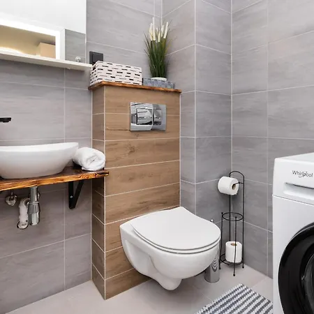 Nasypowa With Parking By Renters Appartamento