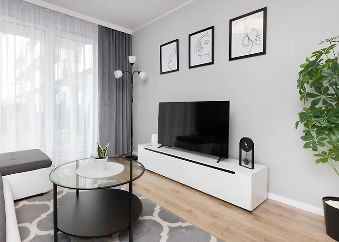 Nasypowa With Parking By Renters Apartment Gdynia