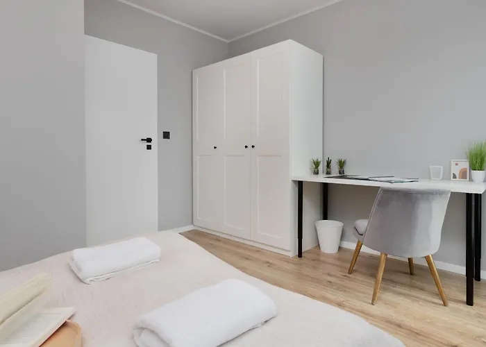 Nasypowa With Parking By Renters * Гдыня