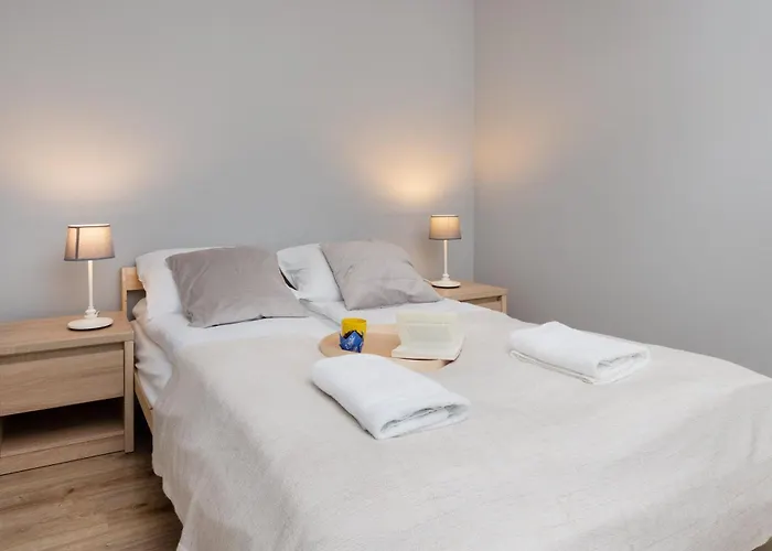 Nasypowa With Parking By Renters Apartment *